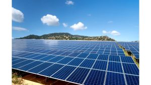 Quem inventou a energia solar