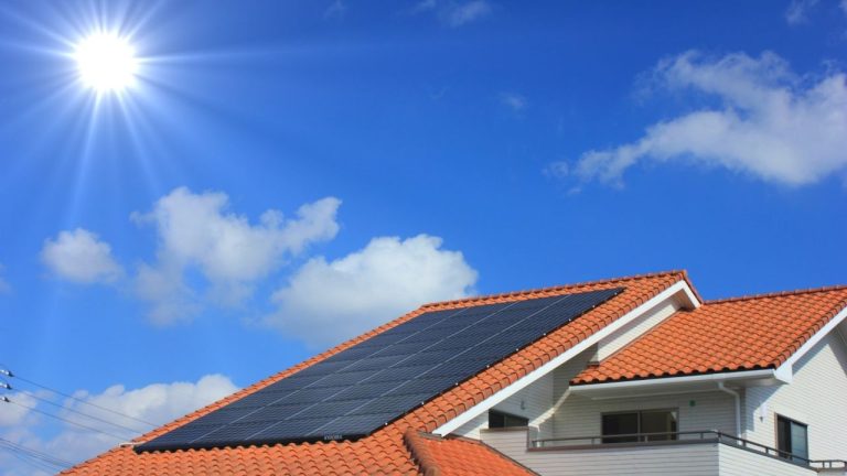 Energia Solar pode fazer seu imóvel valorizar, sabia?