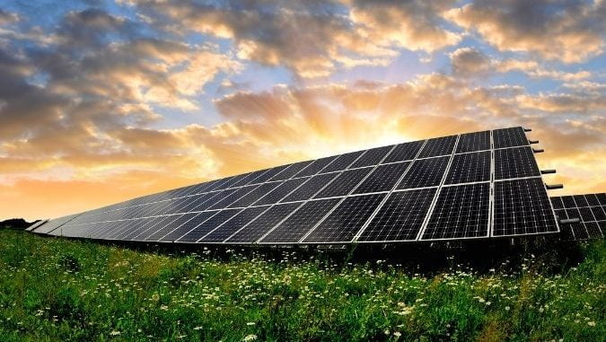 A energia solar é infindável e pode ser usada e até vendida