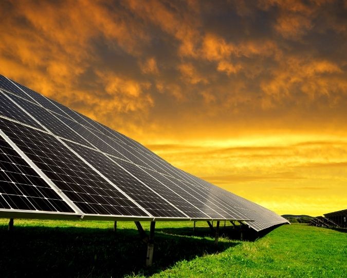 As vantagens pesam muito mais a favor dessa nova realidade: o uso da energia solar rural