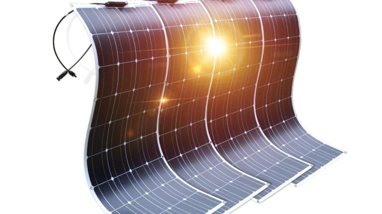 Painel solar flexível: conheça a nova tecnologia fotovoltaica