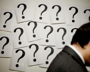 Veja como vender para um cliente de energia solar indeciso