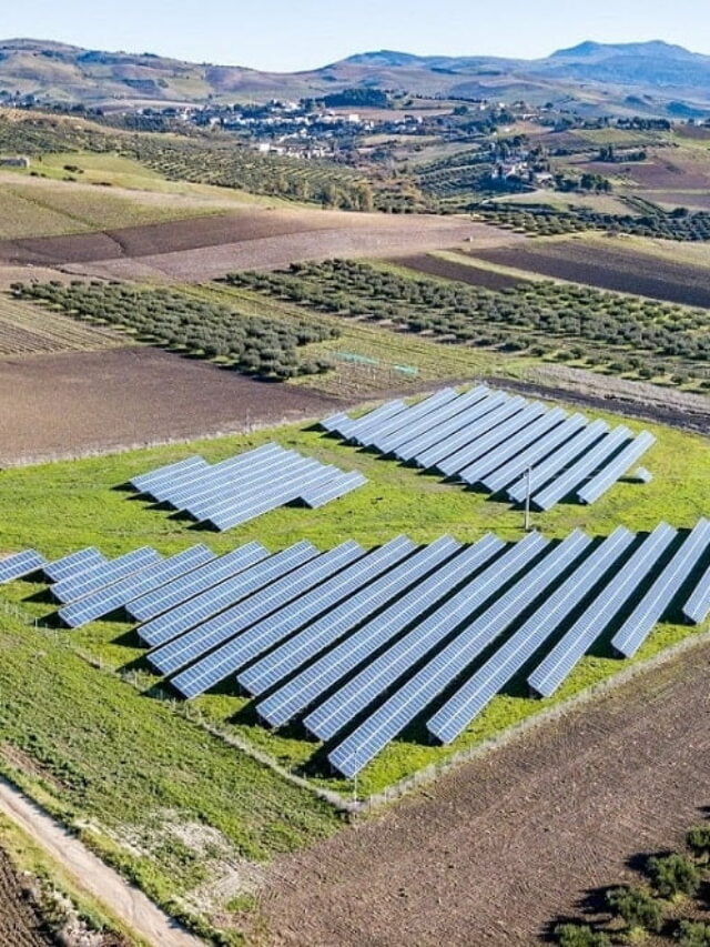 Campo beneficiado com energia solar