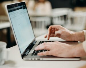 Entenda como deve ser um e-mail de orçamento