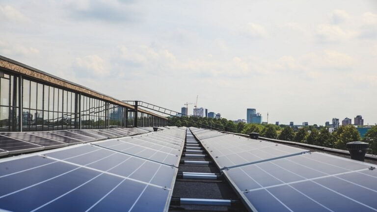 Energia solar e saúde pública em Gana