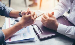 Veja algumas técnicas de negociação