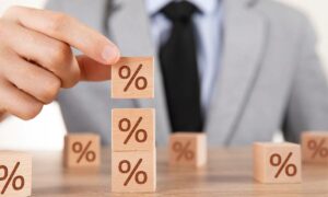 Entenda melhor a taxa de conversão e sua relação com o funil de vendas.