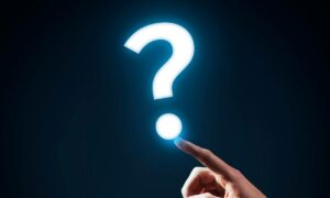 Veja como utilizar a técnica de pergunta mágica em energia solar