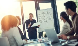 Veja como elaborar um plano de ação para recuperar clientes de energia solar.