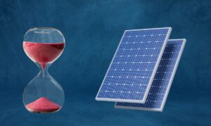 Veja como aplicar o senso de urgência na abordagem de vendas de energia solar