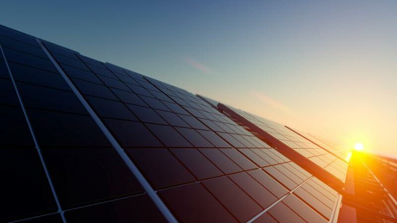 energia solar gerada por módulos fotovoltaicos