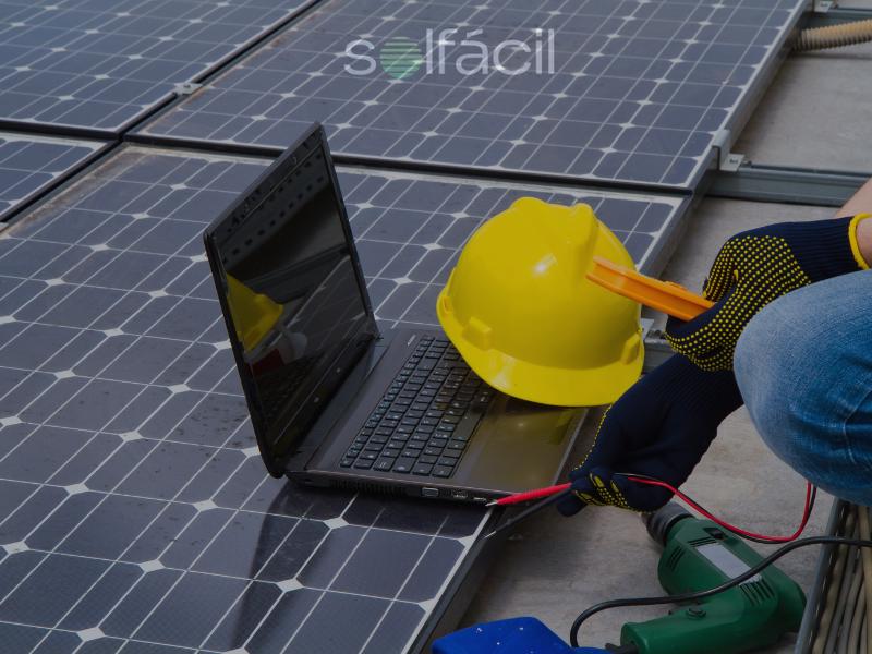 Quais equipamentos são necessários para um sistema fotovoltaico funcionar com excelência